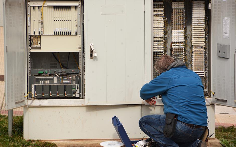 électricité Ézanville