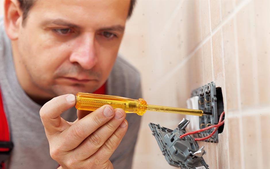 électricité Ézanville